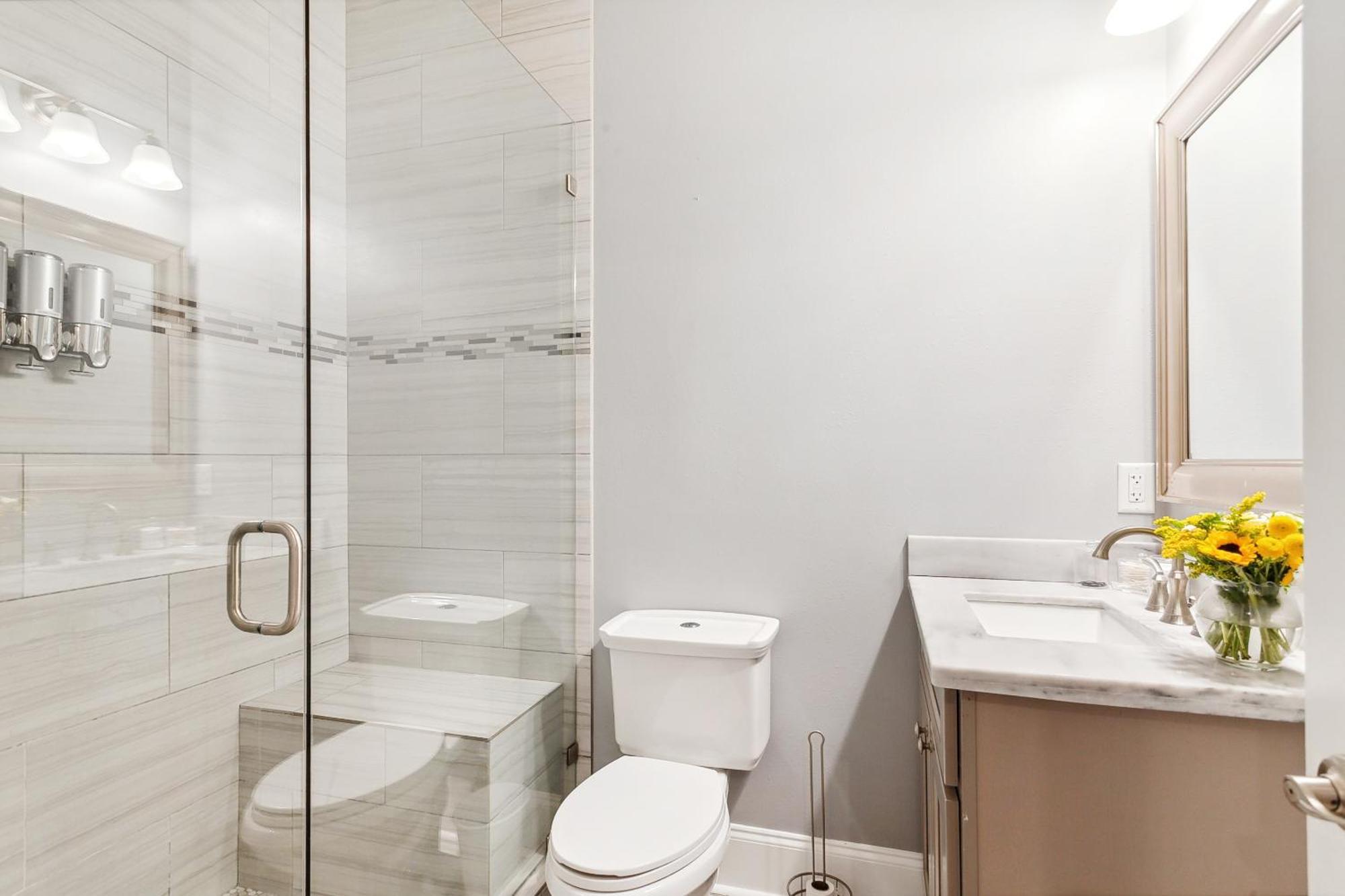 Amazing 3Bedroom Townhome, In Historic Dryade City ニューオーリンズ エクステリア 写真